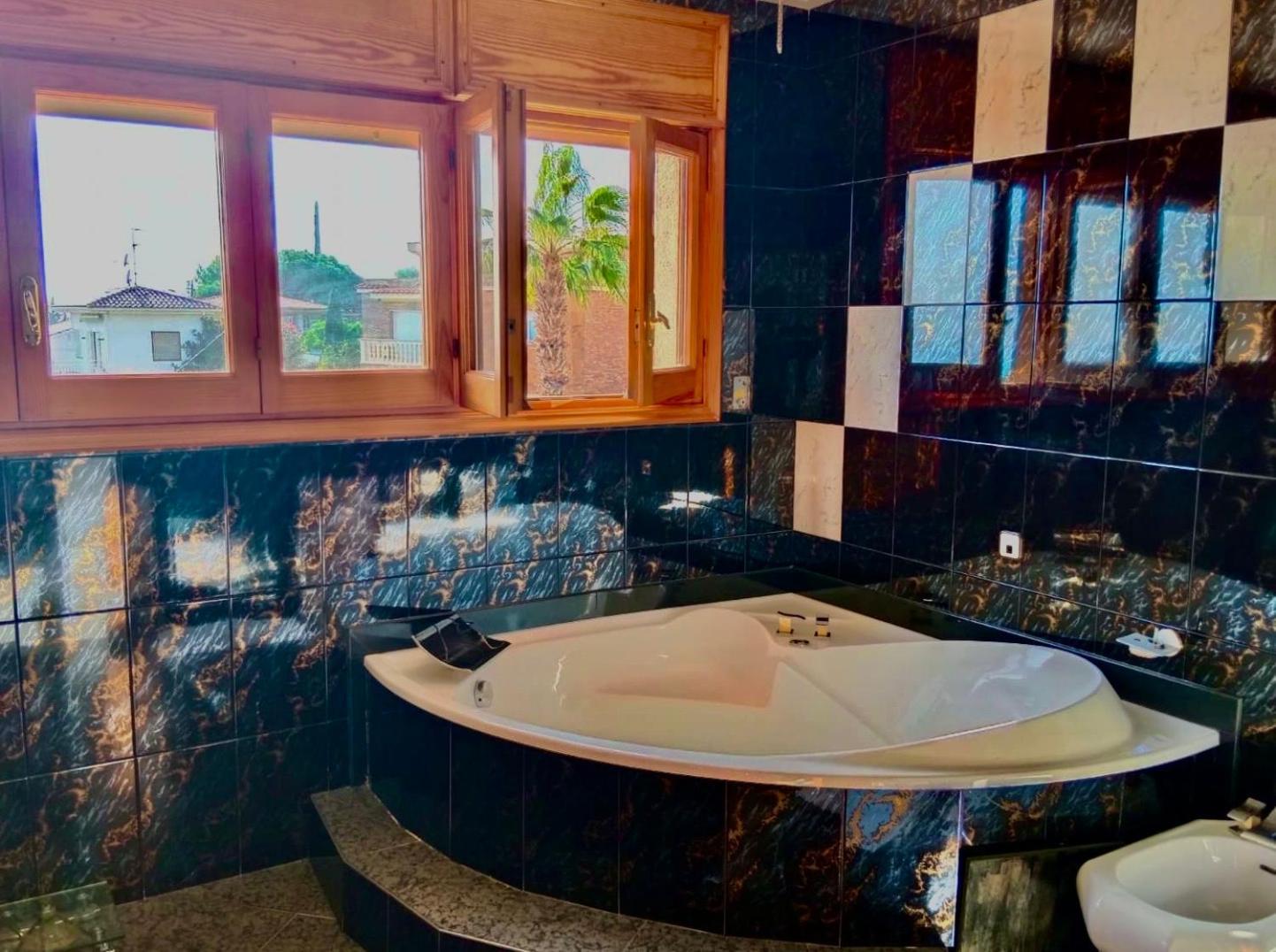 Preciosa Casa 2000 M2 Piscina Mar Barbacoa Felicidad Villa Santa Susanna Ngoại thất bức ảnh